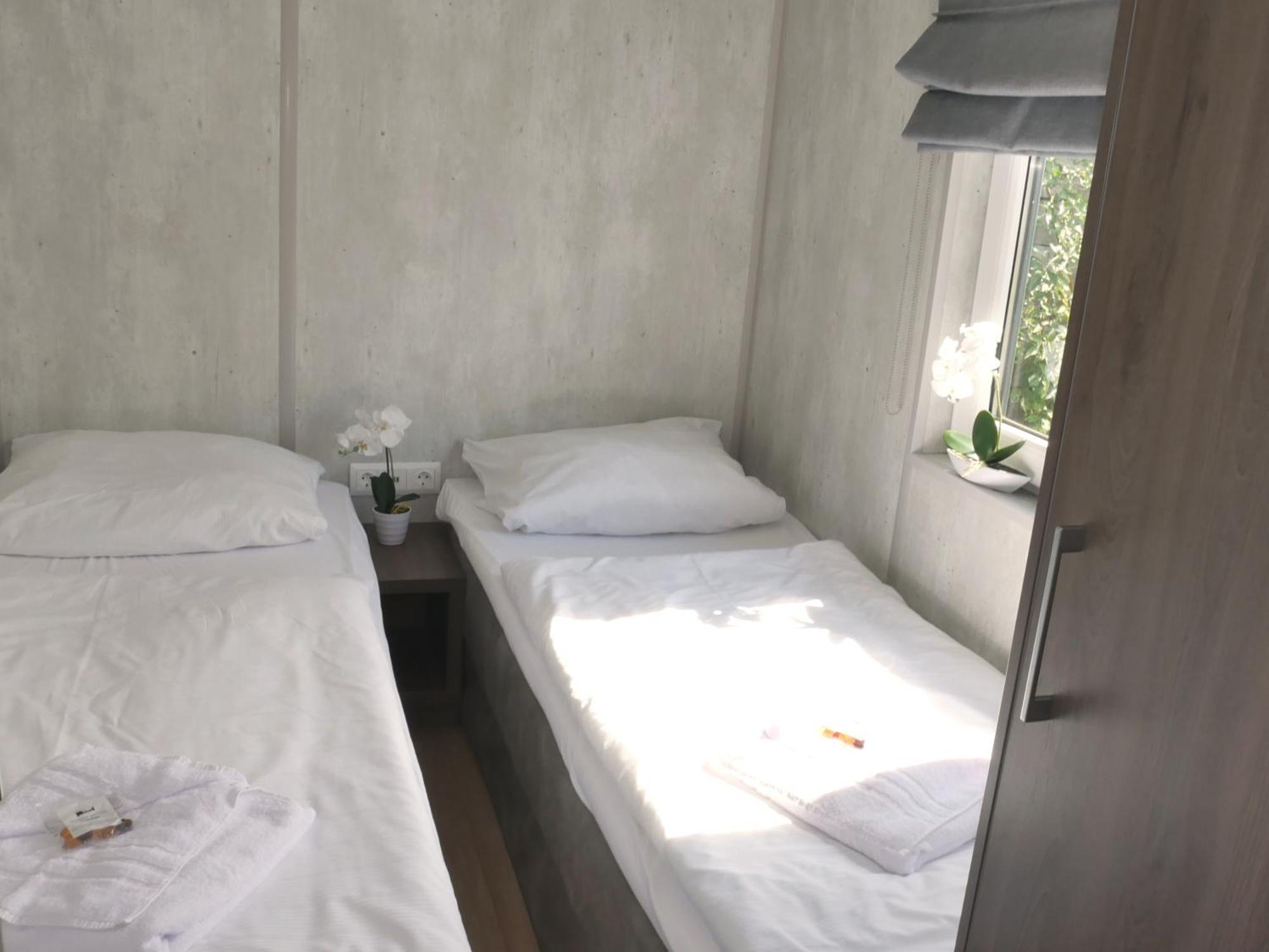 Sunny Hotel 스트라우빙 객실 사진